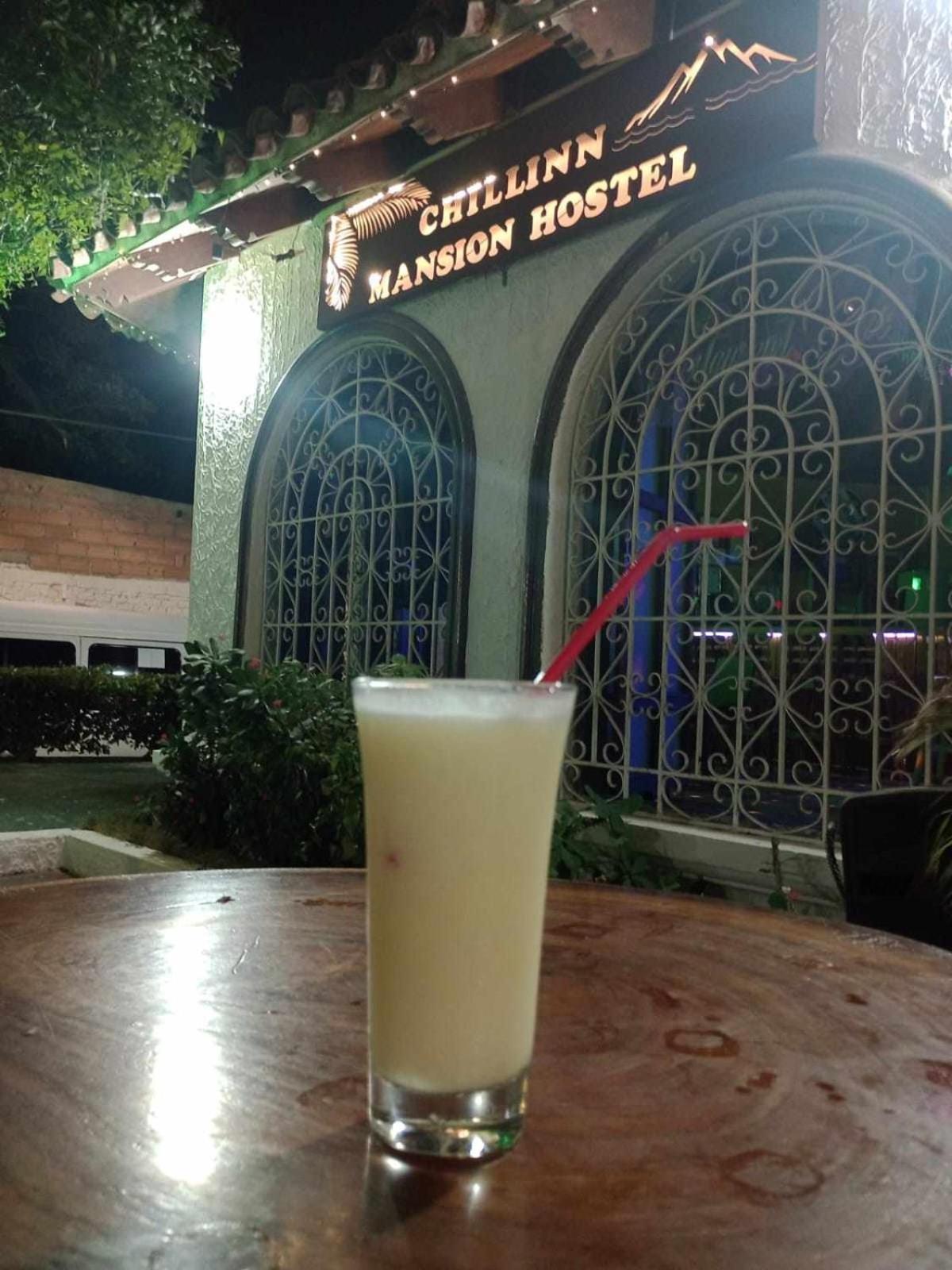 The Chill In Mansion Hostel Santa Marta エクステリア 写真