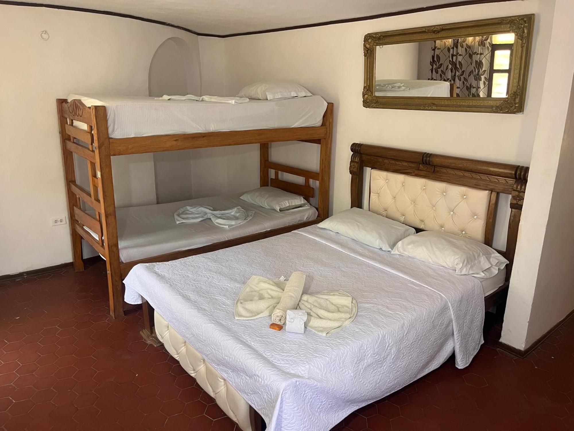 The Chill In Mansion Hostel Santa Marta エクステリア 写真