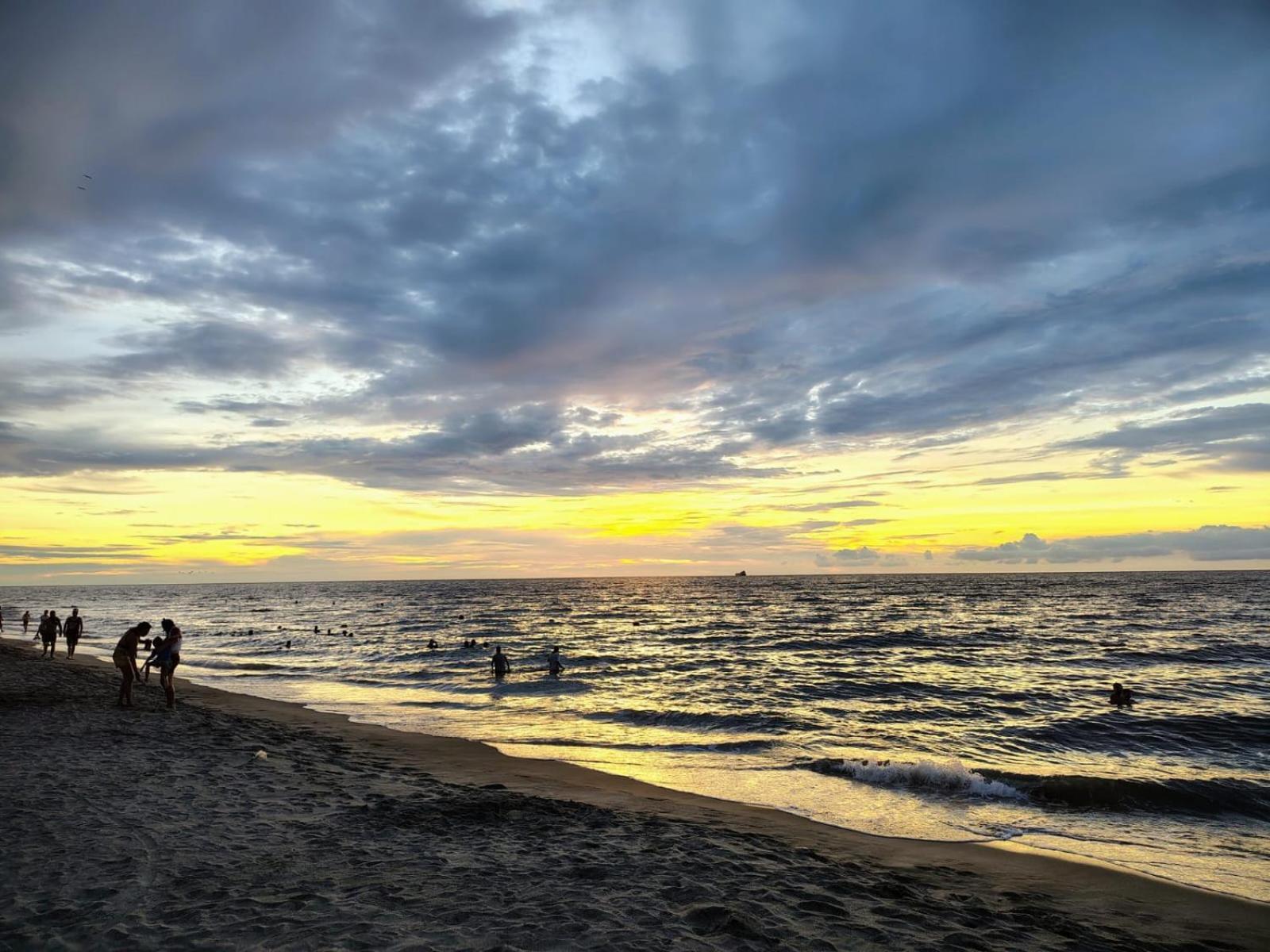 The Chill In Mansion Hostel Santa Marta エクステリア 写真